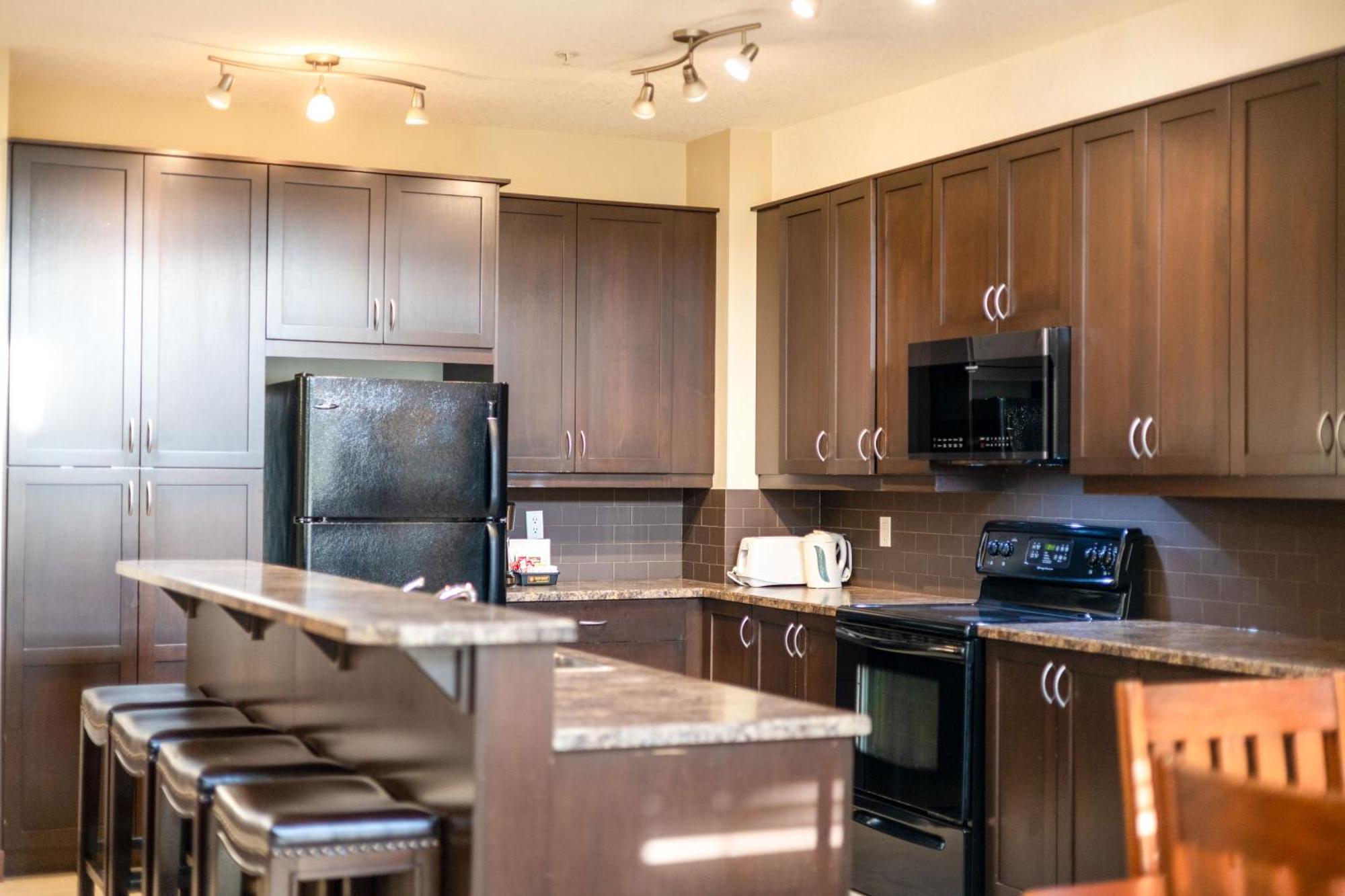 Silver Rock Condominiums By Fernie Central Reservations Екстер'єр фото